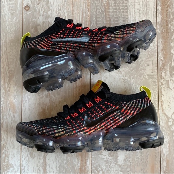 NWT Nike air Vapormax Flyknit 3 - Picture 3 of 8